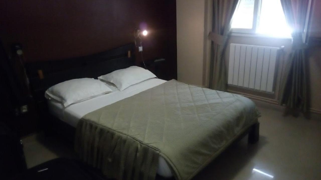 Roza Hotel Bab Ezzouar المظهر الخارجي الصورة