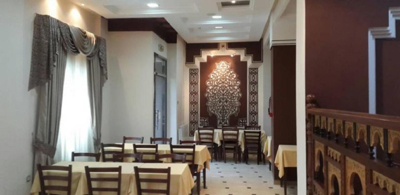 Roza Hotel Bab Ezzouar المظهر الخارجي الصورة